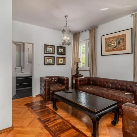 3 Bedroom Awesome In Rab Apartman