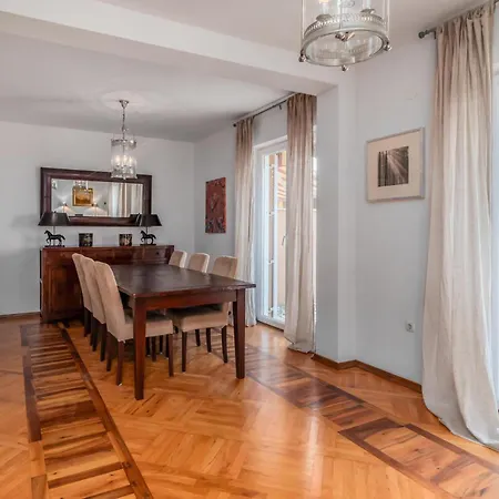 3 Bedroom Awesome In Rab Palit